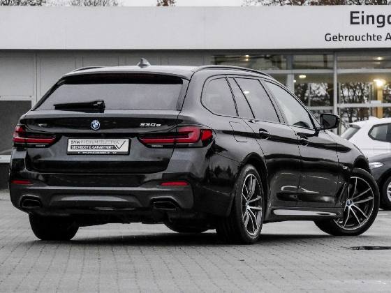BMW 5-serie Touring 530e Executive - Bouwjaar: 2021