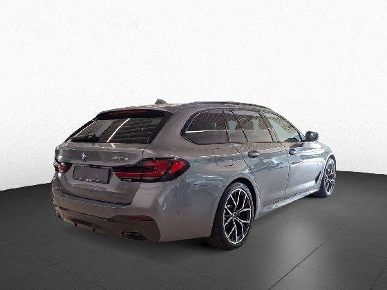 BMW 5-serie Touring 530e xDrive - Bouwjaar: 2024 3