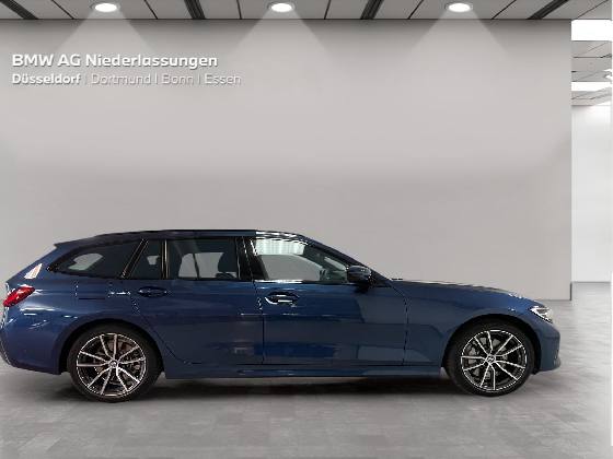 BMW 3-serie Touring 330e - Bouwjaar: 2022 4