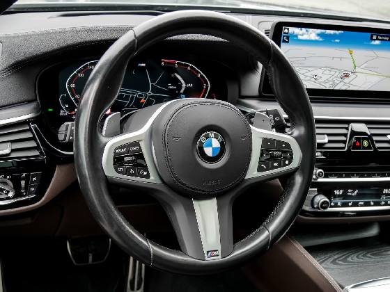 BMW 5-serie Touring 530d Business Edition  - Bouwjaar: 2023 8